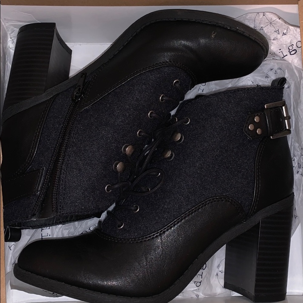 Lace Combat Chunky Heel Boots